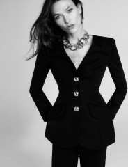 Karlie Kloss for ELLE Spain December with Carolina Herrera фото №1411107