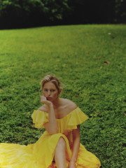 Karolina Kurkova ~ Schon Magazine Switzerland December 2024 by Pablo Costanzo фото №1414599