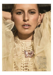 Karolina Kurkova ~ Elle Germany 04.2025 by Max Abadian фото №1414088