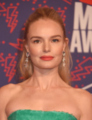 Kate Bosworth - at 2019 CMT Music Awards in Nashville  фото №1196632
