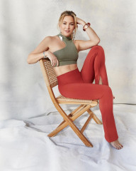 Kate Hudson by Coliena Rentmeester for Fabletics // Feb 2021 фото №1289679