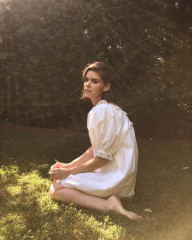 Kate Mara by Alison Engstrom for Rose & Ivy || November 2020 фото №1283501