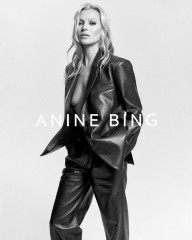 Kate Moss ~ Anine Bing F/W 2023.24 by Chris Colls фото №1378449