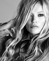 KATE MOSS for Ermanno Scervino Spring/Summer 2020 Campaign фото №1239563