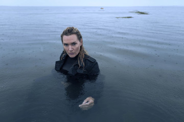 Kate Winslet by Greg Williams for LA Times // Aug 2021 фото №1307977