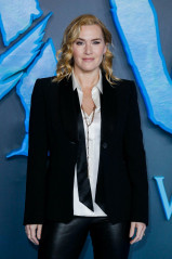 Kate Winslet - 'Avatar. Way of Water' Photocall in London 12/04/2022 фото №1360581