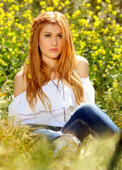 Katherine McNamara фото №894895