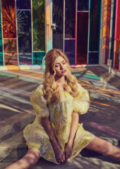 Katherine McNamara–Grumpy Magazine 2021 фото №1287450