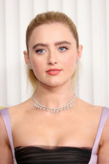 Kathryn Newton - 29th Annual Screen Actors Guild Awards 02\26\2023 фото №1364920