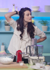 Katie McGrath фото №682361