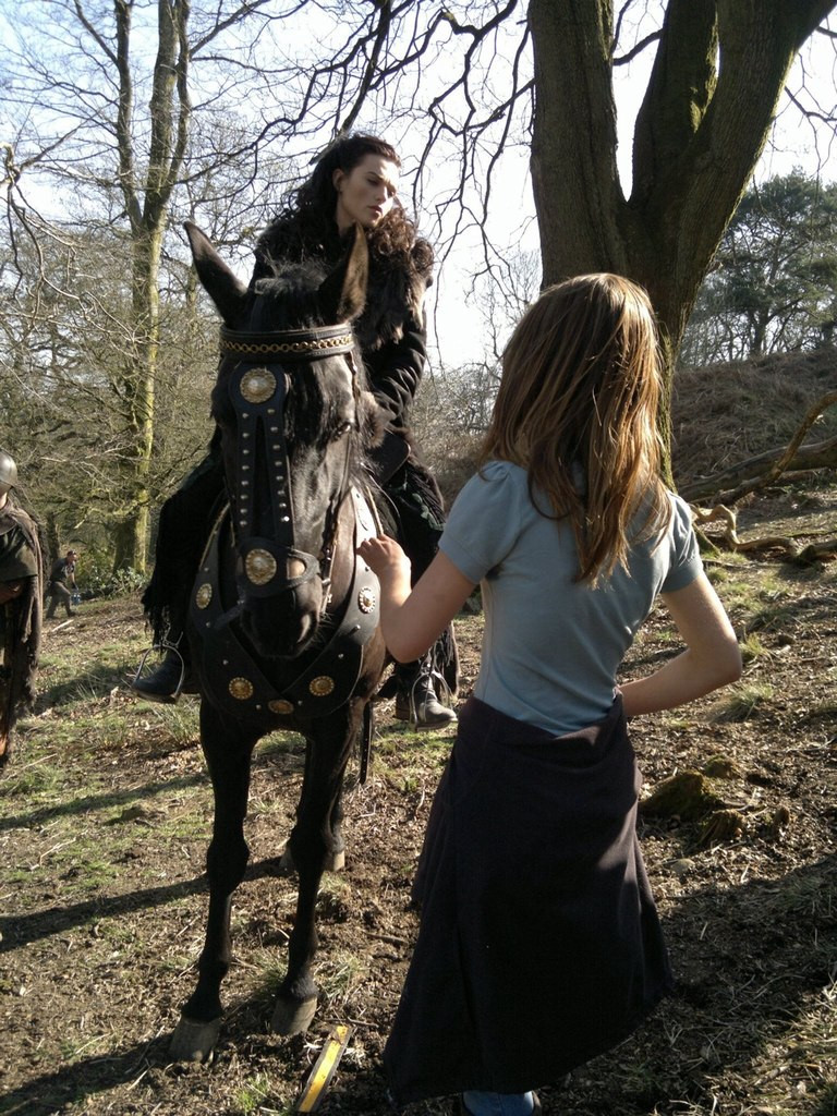 Кэти МакГрэт (Katie McGrath)