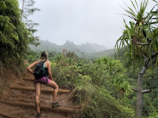 Katrina Bowden – “Oahu + Kauai Travel Guide” Photoshoot фото №1038194