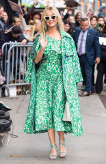 Katy Perry - Good Morning America in New York 05/08/2019 фото №1171009