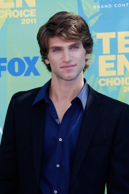 Keegan Allen фото №814927