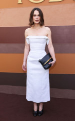 Keira Knightley – at Tod's Fahion Show 2025 фото №1413078