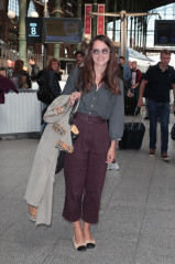Keira Knightley – Arriving in Paris by the Eurostar from London 09/27/2018 фото №1104447