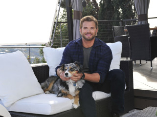 Kellan Lutz-AKC National Championship Photoshoot  фото №1127090