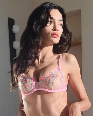Kelly Gale фото №1412592