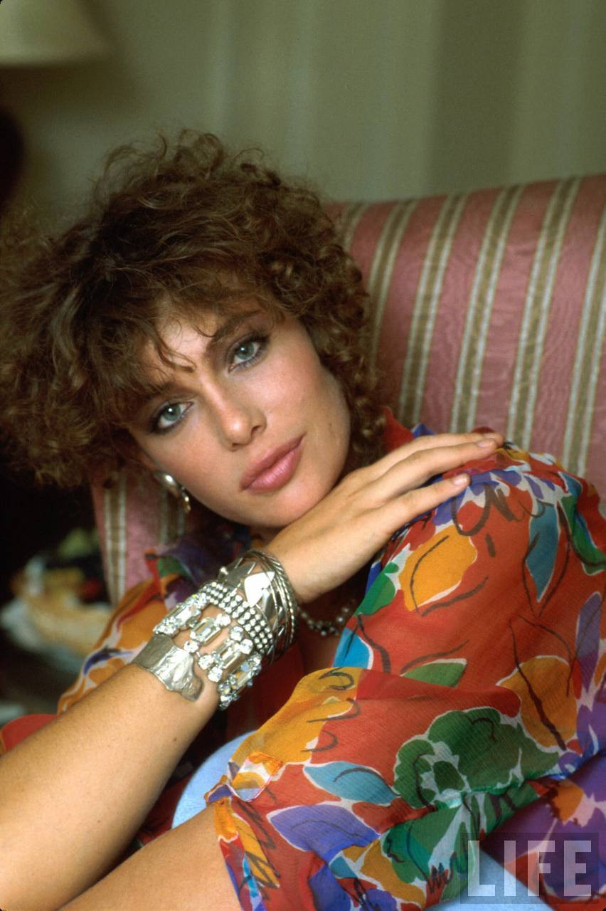 Келли ЛеБрок (Kelly LeBrock)