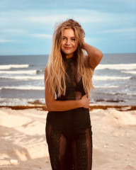 Kelsea Ballerini фото №1101042