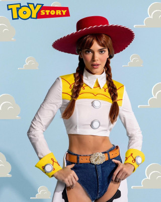 Kendall Jenner - Halloween 2022 Portraits фото №1361059