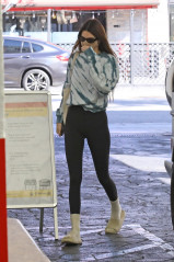 Kendall Jenner - Beverly Hills, Feb 3 2021 фото №1289597