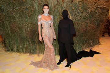 Kendall Jenner - MET Gala 2021: In America. A Lexicon Of Fashion Inside 09/13/21 фото №1310980