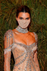 Kendall Jenner - MET Gala 2021: In America. A Lexicon Of Fashion Inside 09/13/21 фото №1310979