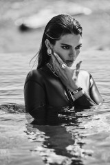 Kendall Jenner by Chris Colls for Messika Jewelry Paris (2022) фото №1334111