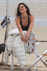 Kendall Jenner - Photoshoot in Malibu, CA  09/03/2021 фото №1309469