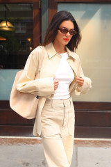 Kendall Jenner - Out in New York 09/14/2021 фото №1311345