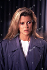 Kim Basinger - Final Analysis (1992) фото №1095965