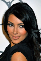 Kim Kardashian фото №179453