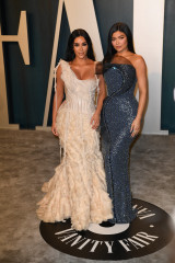 Kim Kardashian - Vanity Fair Oscar Party, Los Angeles // February 9, 2020 фото №1269739