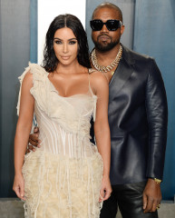 Kim Kardashian - Vanity Fair Oscar Party, Los Angeles // February 9, 2020 фото №1269731