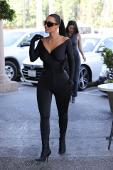 Kim Kardashian - Los Angeles 09/15/2021 фото №1312014