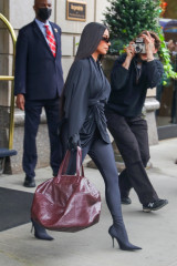 Kim Kardashian - Out in New York 10/05/2021 фото №1319755
