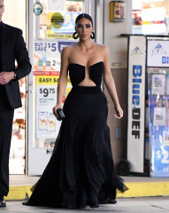 Kim Kardashian - Paris Hilton's Wedding in Beverly Hills 11/11/2021 фото №1321752