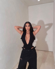 Kim Kardashian фото №1333618