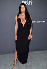 Kim Kardashian – 2019 amfAR Gala in New York фото №1139459