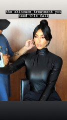 Kim Kardashian фото №1112578