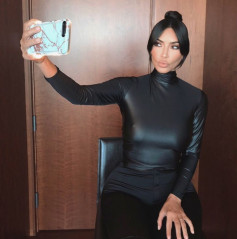 Kim Kardashian фото №1112579