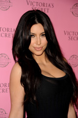 Kim Kardashian фото №624536