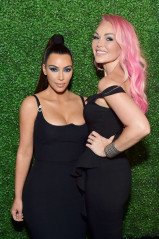 Kim Kardashian – KKW x Mario Dinner at Jean-Georges Beverly Hills  фото №1058459