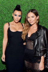 Kim Kardashian – KKW x Mario Dinner at Jean-Georges Beverly Hills  фото №1058455