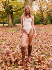 KIMBERLEY GARNER on the Set of a Photoshoot at Hyde Park in London 11/21/2019 фото №1234009