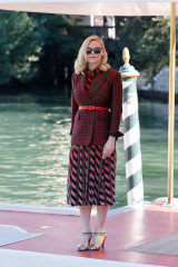 Kirsten Dunst - Arriving at the Venice Film Festival 09/01/2021 фото №1311354