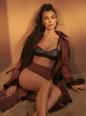 KOURTNEY KARDASHIAN in Health Magazine, April 2020 фото №1250255