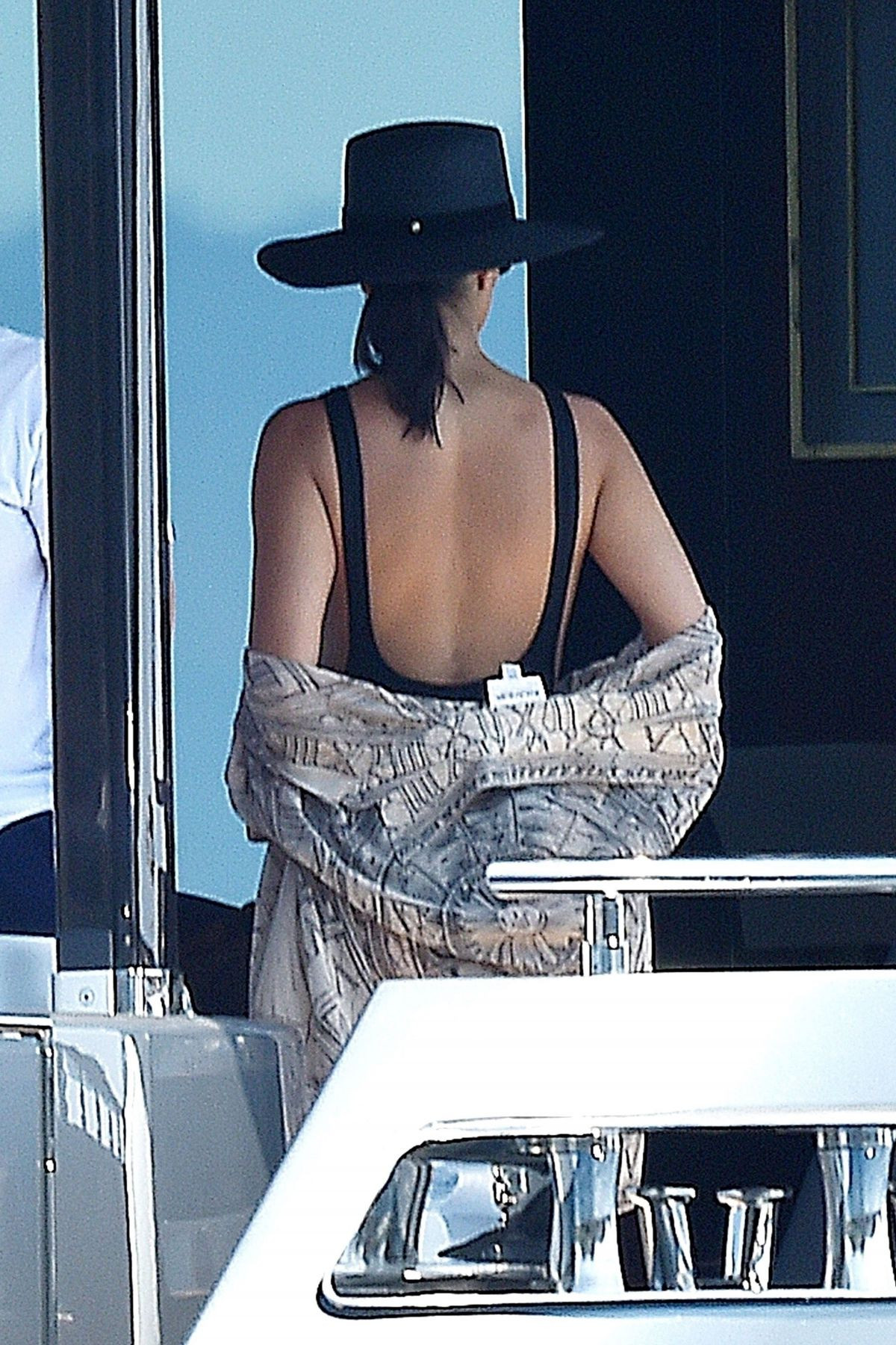 Кортни Кардашян (Kourtney Kardashian)