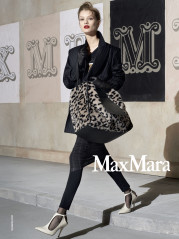 Kristina Grikaite - for Max Mara Fall Winter 2018 Campaign by Steven Meisel фото №1138660